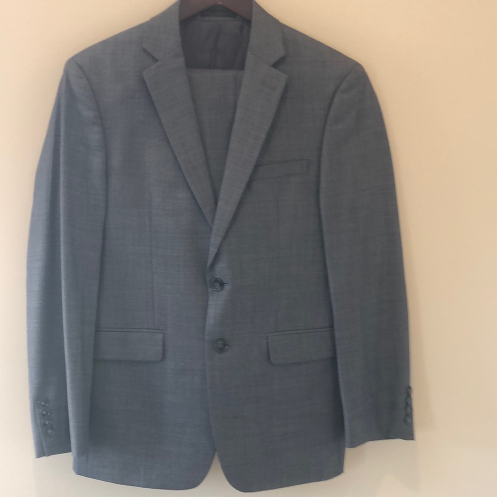 Calvin Klein men’s suit